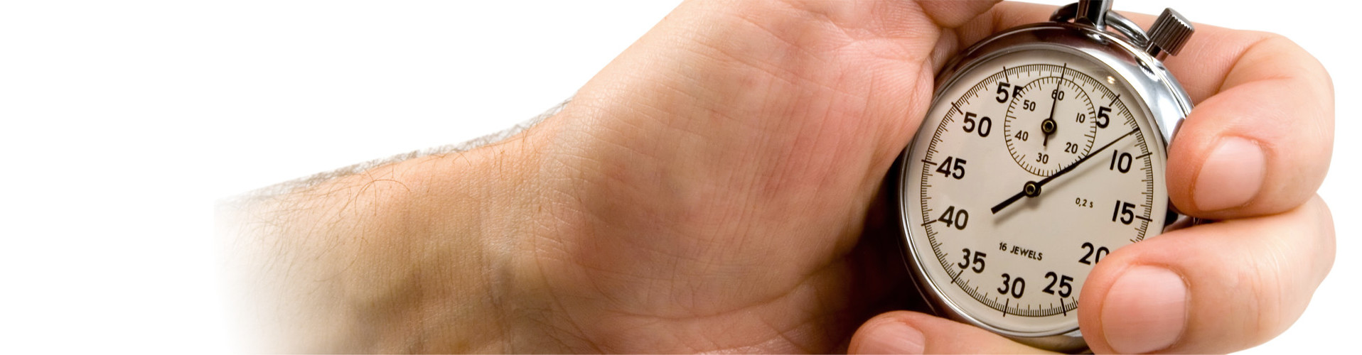 Eine Hand hält eine Stoppuhr